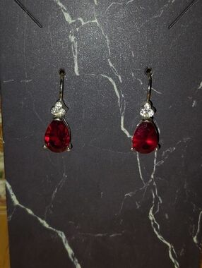 Vintage Y2K Ruby Red Teardrop Earrings | Dainty Silver Rhinestone Drops